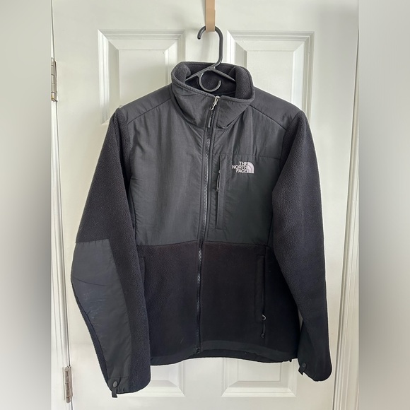 North Face Women's Denali Jacket, Black, Size: M - Picture 3 of 7